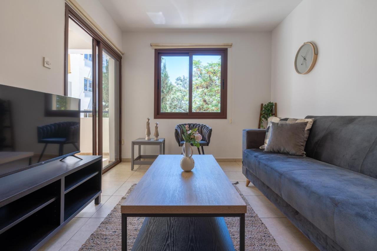 Mia 1-Bedroom Apartment In Larnaca Ngoại thất bức ảnh