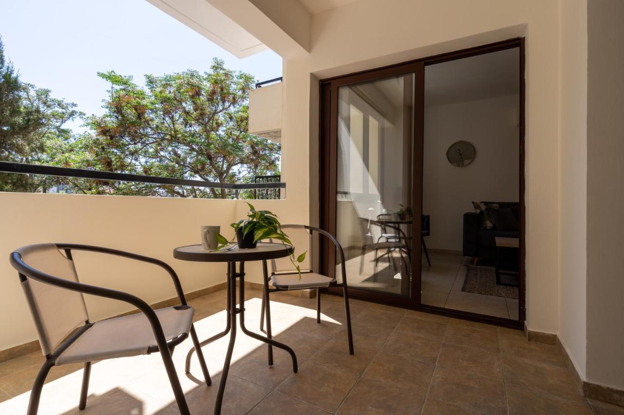 Mia 1-Bedroom Apartment In Larnaca Ngoại thất bức ảnh